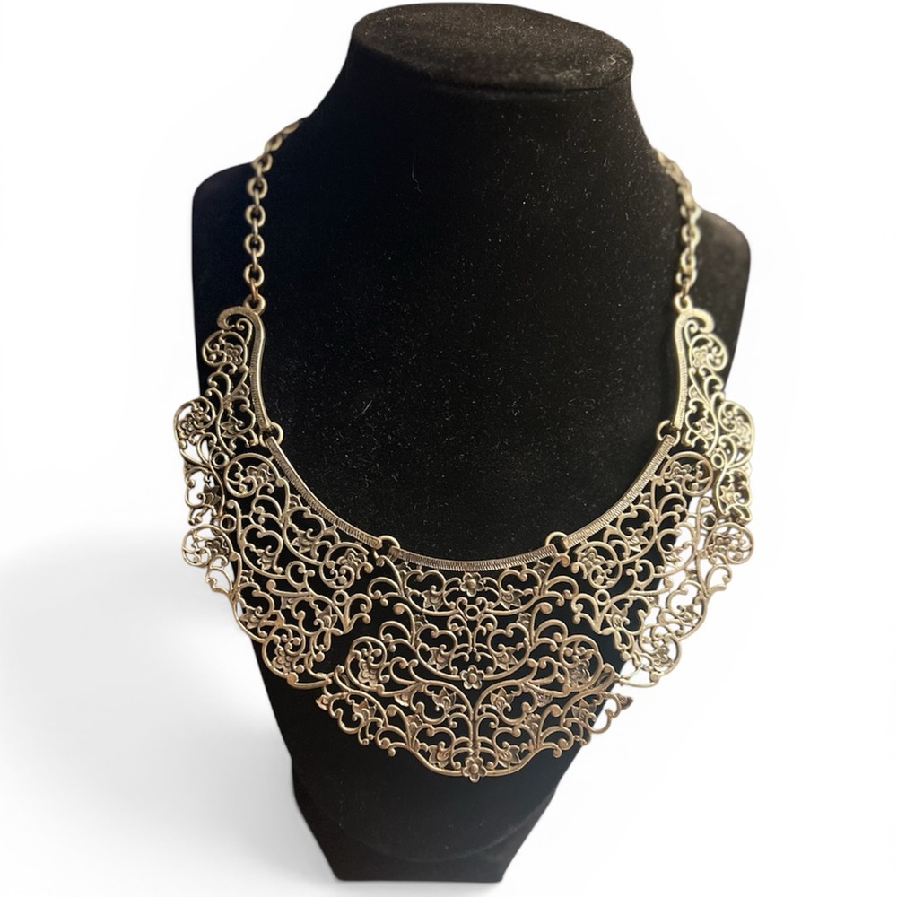 Elegant Filigree Bib Necklace